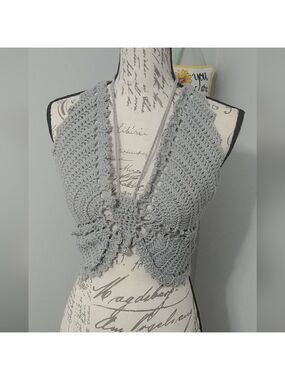 Handmade Crocheted Butterfly Festival Crop Top 100% Cotton Grey w beads 34-36B-C
